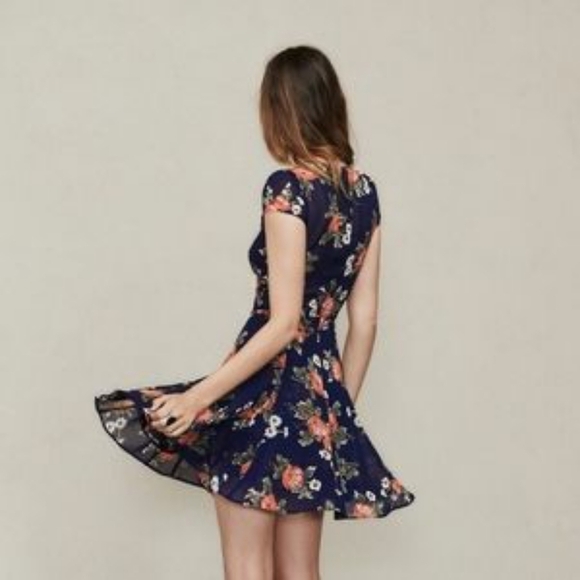 Reformation Damsel in Moonshadow size XXS - Picture 2 of 6